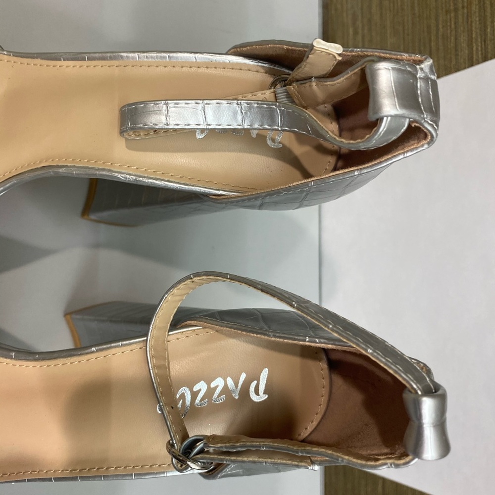 Sexy Block Platform Heels/SOLD - Picture 3 of 5